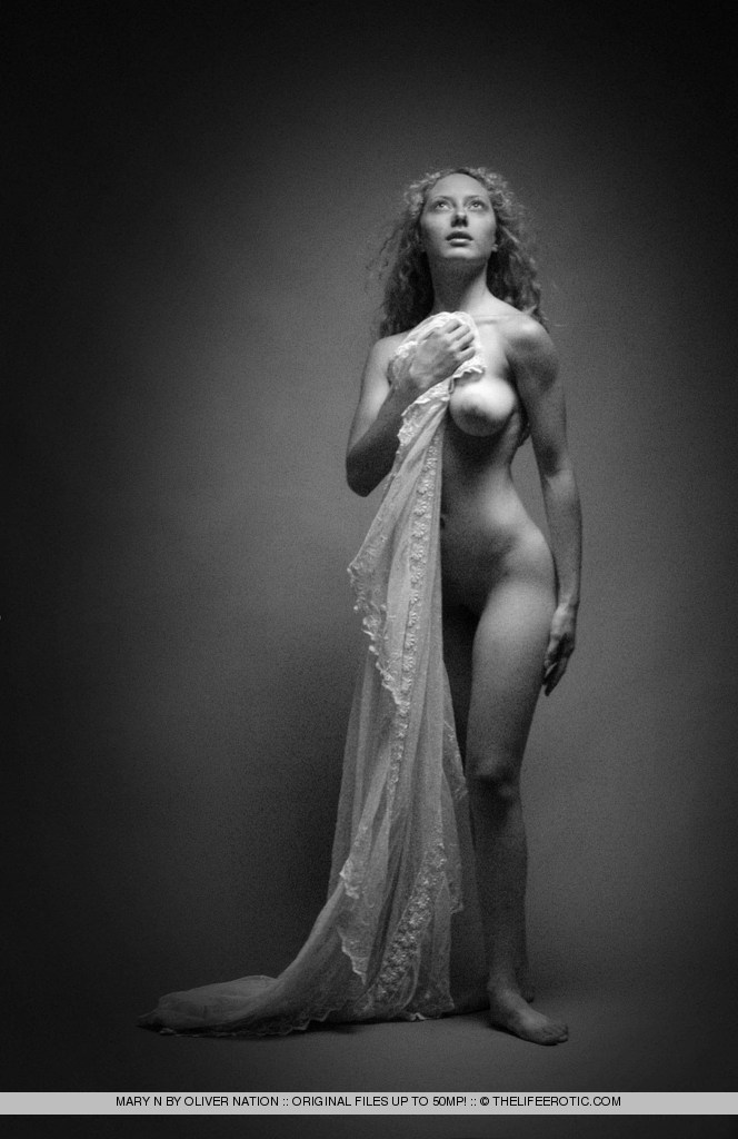 The Life erotic venus nude pics. Fotos eróticas en blanco y negro